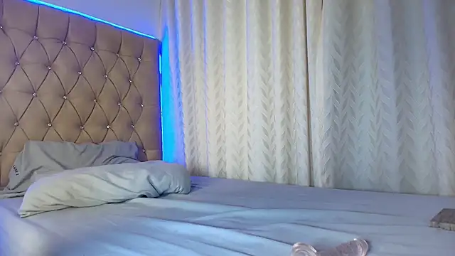XXX chat uživo modela Maddyluxe