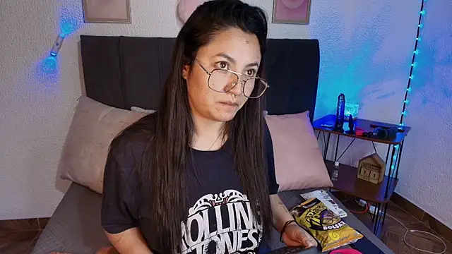 Chat XXX Live lucyfer_111