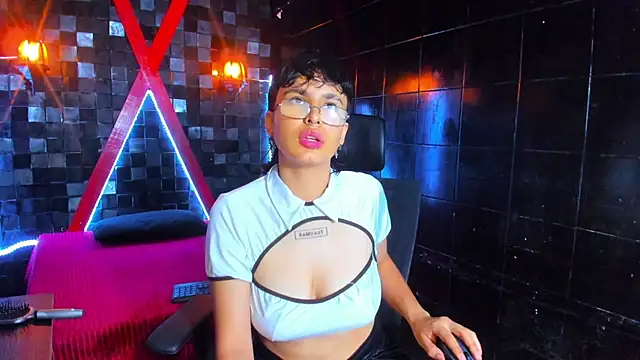 VioletFaith's Live XXX Chat