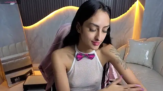 Tifany_Tx: онлайн-секс-чат