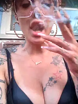 Av3ryyBe3's Live XXX Chat