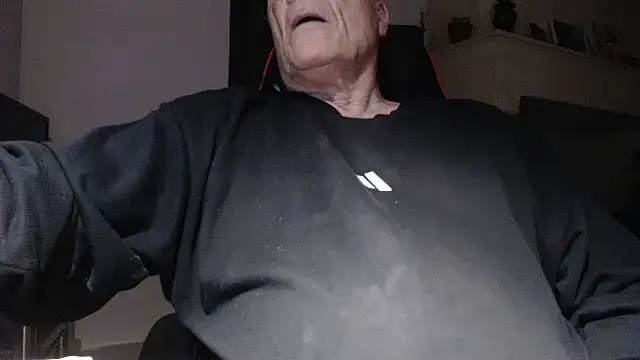 zemm54's Live XXX Chat