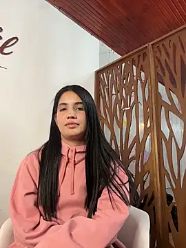 Lucy_engelのライブXXXチャット