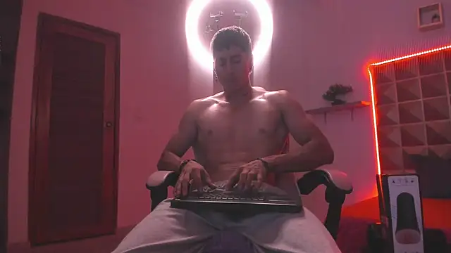 Dark_Valentino_'s Webcam Show