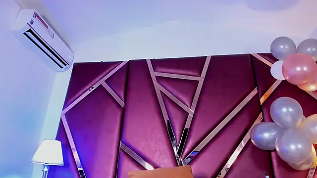 SelenaBloom Live XXX Chat