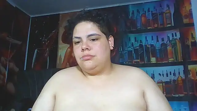 Онлайн чат XXX Hailey_Curvy