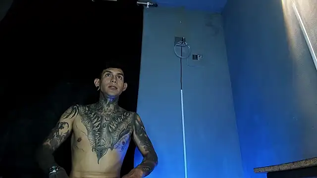 Travisttanner28: онлайн-секс-чат