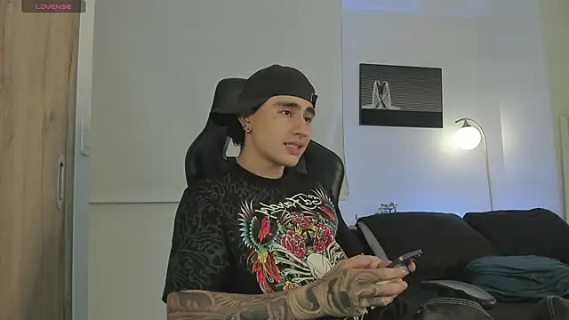 Chatroom XXX en direct de zack_lenox