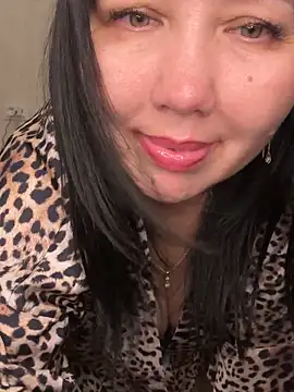 XXX chat uživo modela Love__beby
