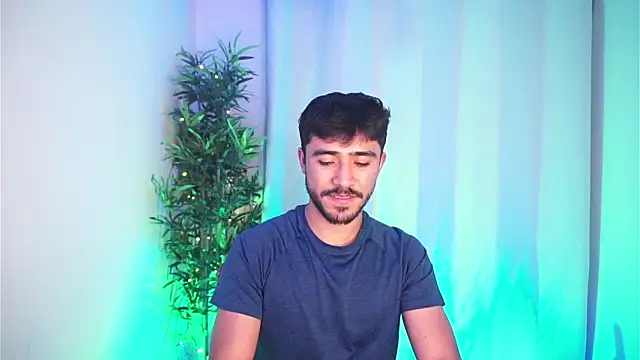 dam0n_fr0st – Live XXX-chat
