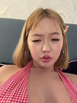 Aiko_YumiのライブXXXチャット