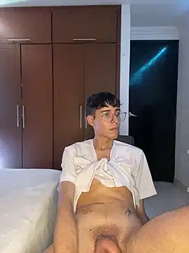 XXX chat uživo modela Milo_Gunnar
