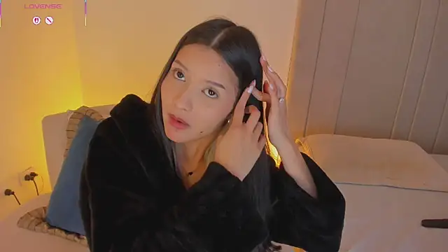 luisah_ Chat XXX live