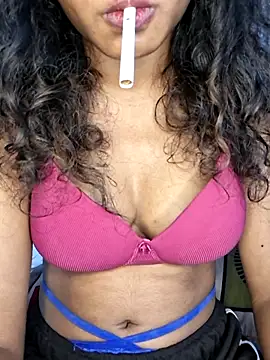 Chat +18 de Akni_ ao vivo