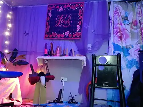 Онлайн чат XXX SensualMirandaKingsley