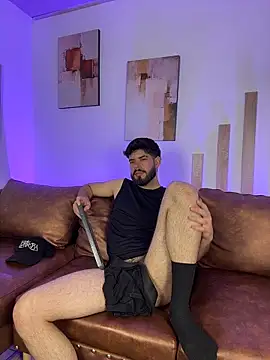Chat XXX ao vivo de DomBoy_
