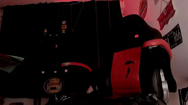 Chat XXX en directo de the_beast_master_