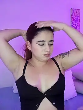 Chatroom XXX en direct de martina_connor1