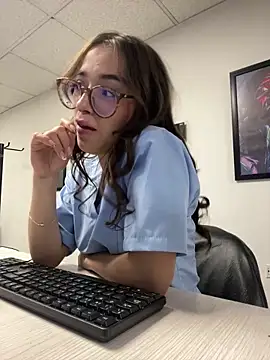 Sweet_Milaa1 라이브 XXX 채팅