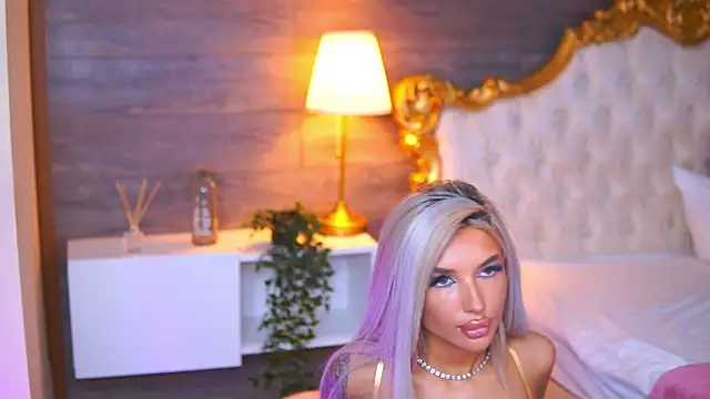 Chat +18 de Juicy_Jessye ao vivo