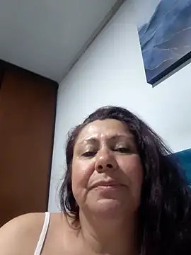 EmmaJhomson Adlı Modelin Canlı XXX Sohbeti