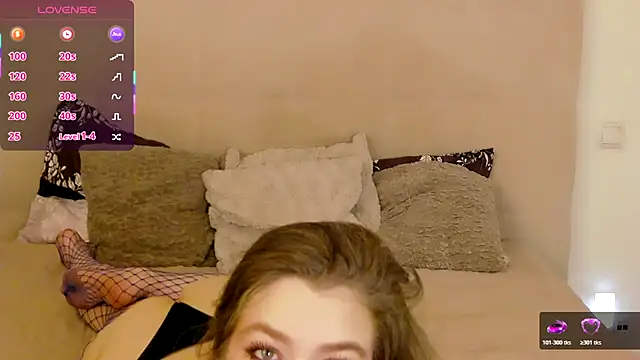 PetersEmily Adlı Modelin Canlı XXX Sohbeti