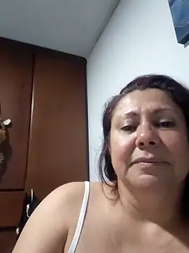 EmmaJhomson's Live XXX Chat