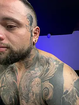 Živý XXX chat natevillage