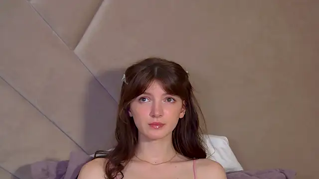 SophiaProve's Live XXX Chat