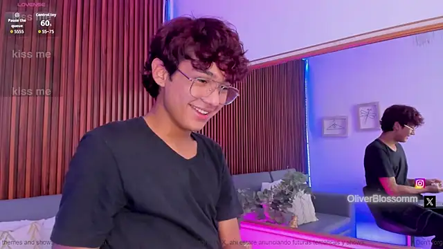 Oliver20__ 라이브 XXX 채팅