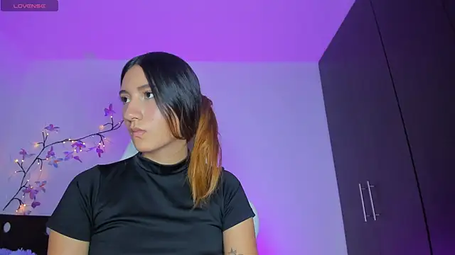 Chat +18 de kittyrush_ ao vivo