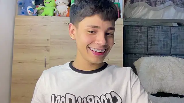 Andy_Belier23's Live XXX Chat