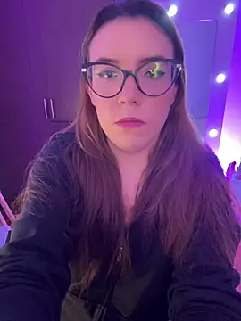 دردشة AliceMtz الجنسية المباشرة