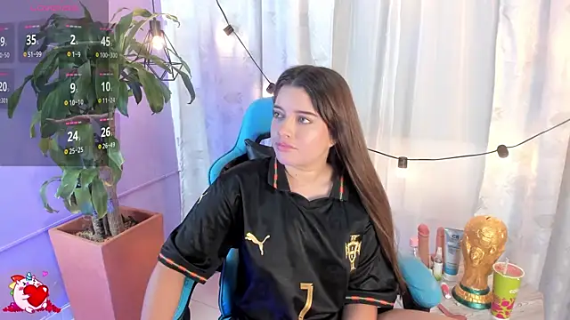 Lia_little18 Chat XXX in diretta
