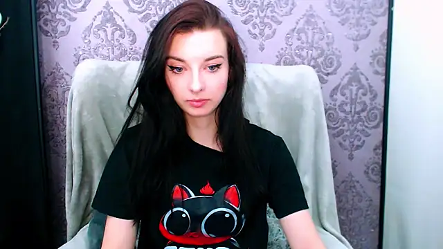 DominantLuna's Live XXX Chat