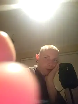 piercingpik Webcamshow