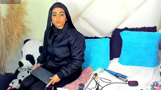 ScarlethNatasha's Live XXX Chat