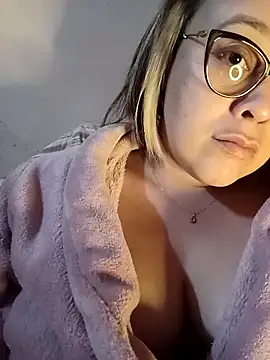 lualviz Chat XXX in diretta