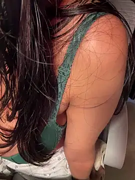 Lucky_Flora: απευθείας συνομιλία ΧΧΧ