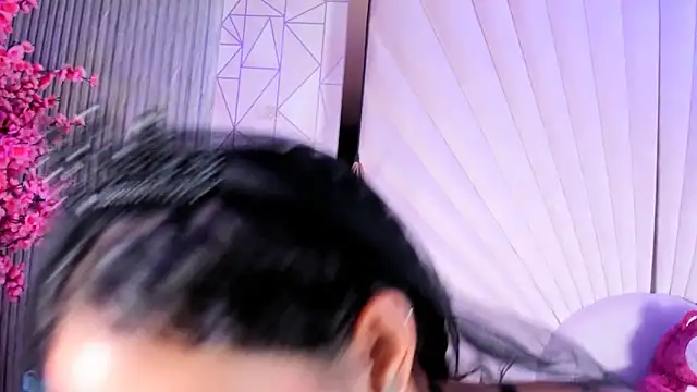 EmmaWilliam1 XXX чат на живо