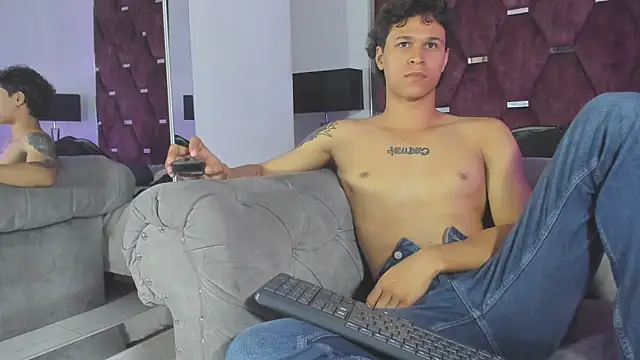 Chat XXX Live TonyBenedetti