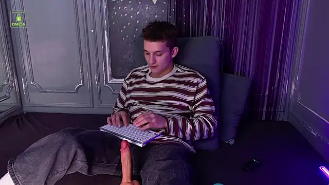 WilliamGriffith live XXX chat