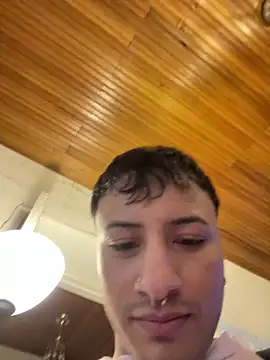 Chat +18 de Dereck_Klain ao vivo