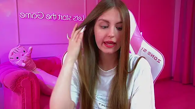SofiaSarvains 라이브 XXX 채팅