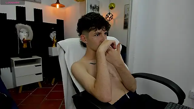 trevor_mob 라이브 XXX 채팅