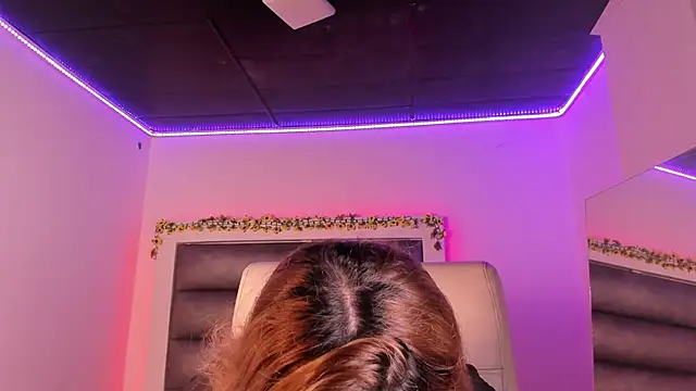 adhalee_js Live XXX-Chat