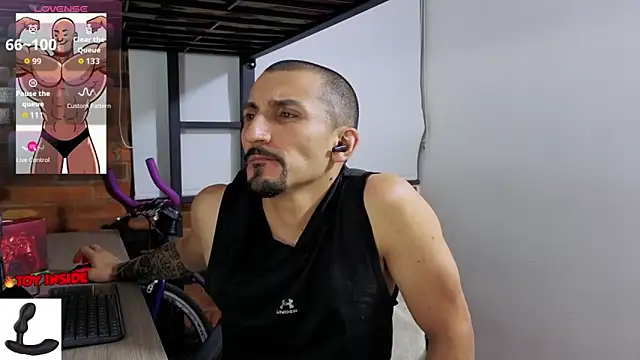 Marck_Muscle Adlı Modelin Canlı XXX Sohbeti