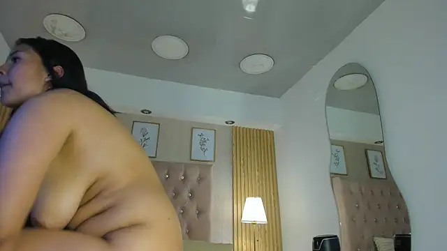 KamyGlam Live XXX Chat