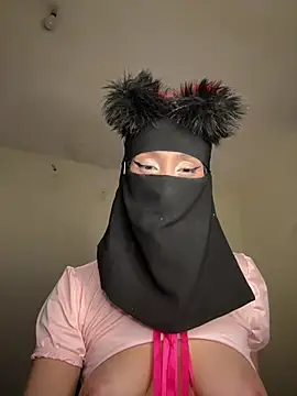 arabayla Adlı Modelin Canlı XXX Sohbeti