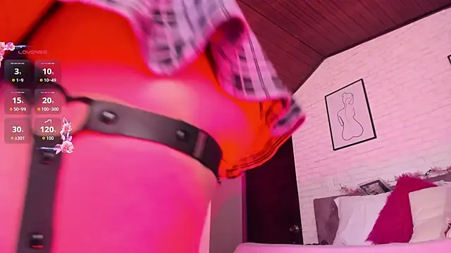 Kitty_Pam 即時 XXX 聊天